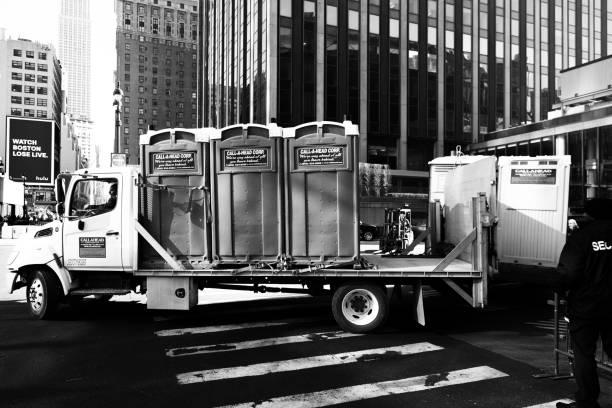 Best Emergency porta potty rental  in Cerritos, CA